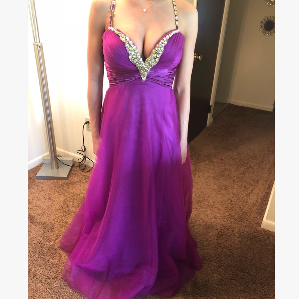 Atelier Alyce prom gown